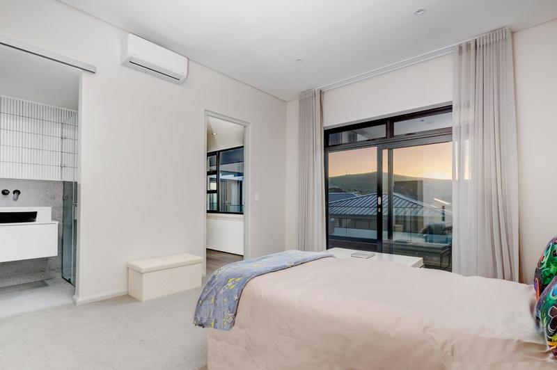 6 Bedroom Property for Sale in Clara Anna Fontein Western Cape